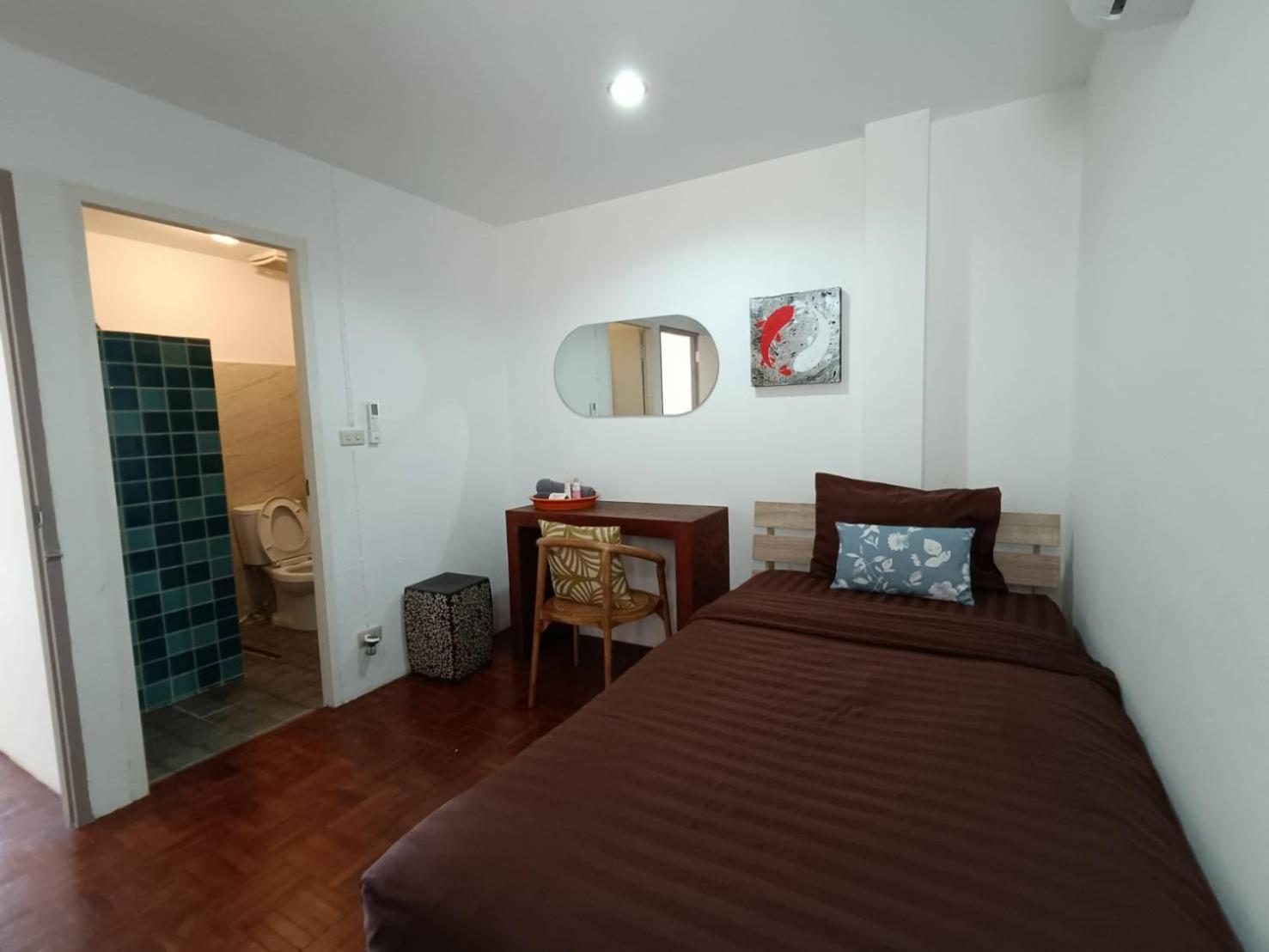 8Th House @ Center Of Chiangmai Old Town Apartment Chiang Mai Exterior foto